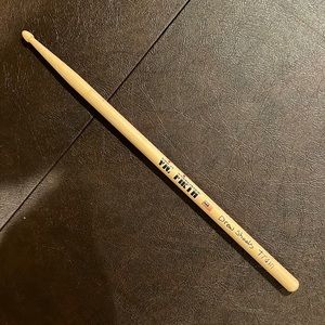 Drew Shoals from Train drumstick - Vic Firth